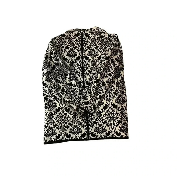 Cyrus Black And White Long Cardigan Sweater With‎ Pockets Size Medium - Picture 7 of 7